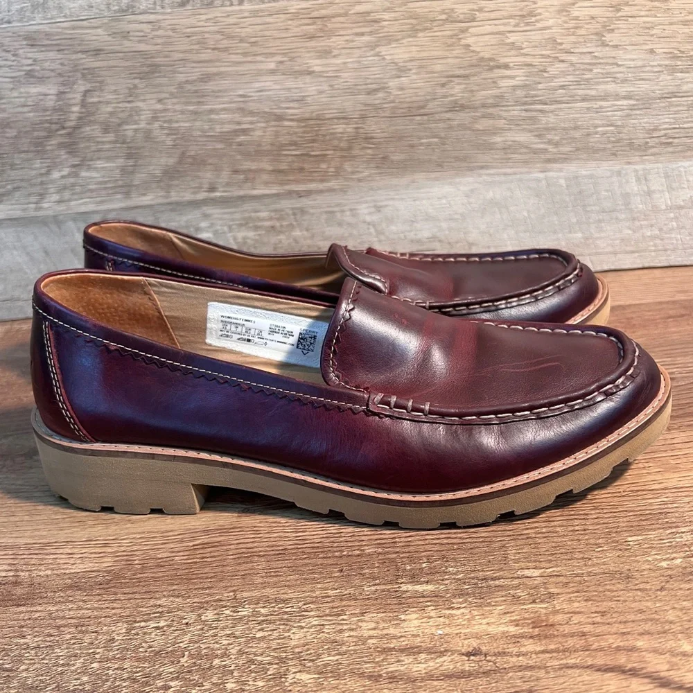 Sperry Women’s Burgundy Leather Loafers — Size 9.5 — Classic &‎ Comfortable